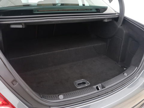 Mercedes-Benz E-Klasse 300e Avantgarde | Adaptive cruise | Leder | Stoelverwarming | Widescreen | Carplay | Sfeerverlichting | Navigatie | Camera | Park Assist | PHEV | Plug In