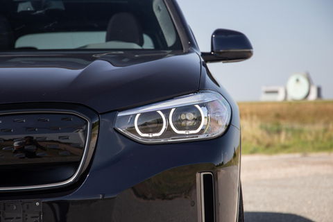 BMW iX3 High Executive 80 kWh PANORAMADAK / CARPLAY / BRUIN LEER / NAVI