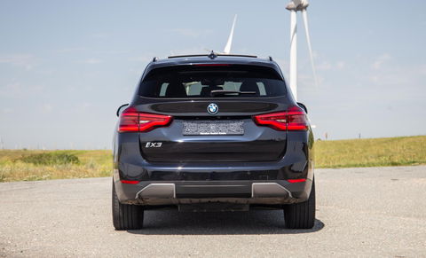 BMW iX3 High Executive 80 kWh PANORAMADAK / CARPLAY / BRUIN LEER / NAVI