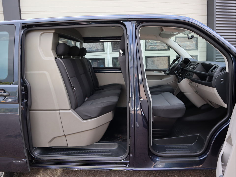 Volkswagen Transporter 2.0 TDI 85 pk Euro 6 - L1H1 - DC 6 Pers. - Airco
