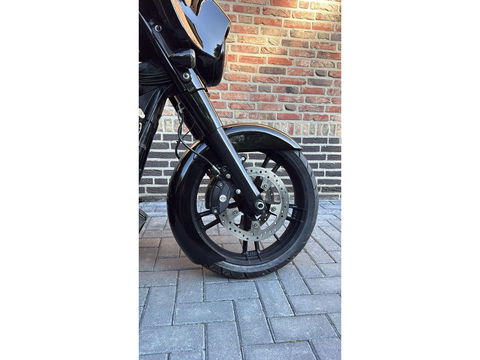 Harley Davidson 103 FLHXS Street Glide Special Full Blackout CVO 