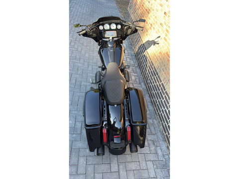 Harley Davidson 103 FLHXS Street Glide Special Full Blackout CVO 