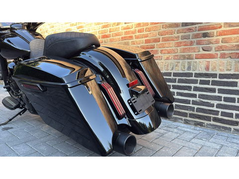 Harley Davidson 103 FLHXS Street Glide Special Full Blackout CVO 