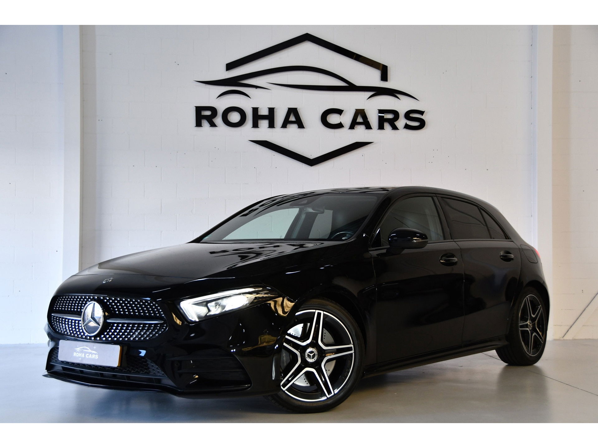 Mercedes-Benz A-Klasse 250 AMG Line, Pano, Navi