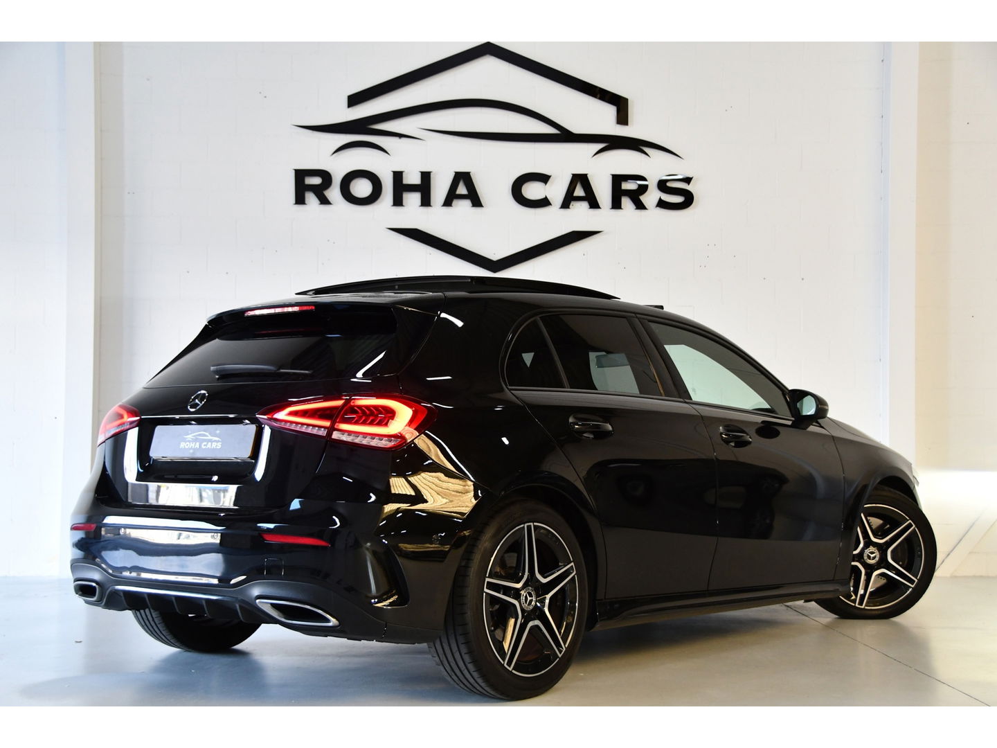 Mercedes-Benz A-Klasse 250 AMG Line, Pano, Navi