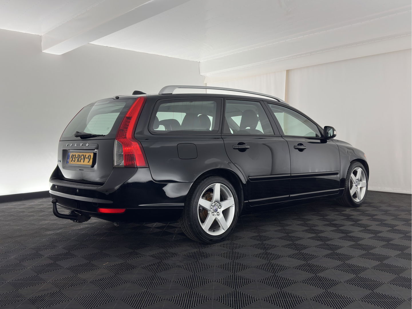 Volvo V50 1.6 D2 S/S Sport *COMFORT-SEATS | ECC | PDC | TOWBAR | 17"ALU*