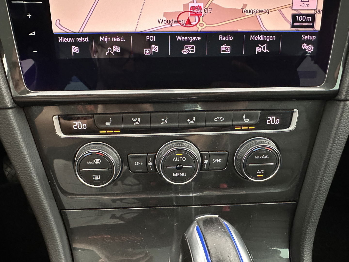 Volkswagen e-Golf E-DITION (INCL-BTW) Aut.*HEAT-PUMP | LUXURY-LEATHER | FULL-LED | DIGI-COCKPIT | NAVI-FULLMAP | HEATED-SPORTSEATS | CAMERA | DAB+ | AMBIENT-LIGHT | PRIVACY-GLASS | CCS-FASTLOADER | 16''ALU*