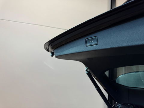 Volkswagen Tiguan 1.5 eTSI Life Edition CAM KEYLESS