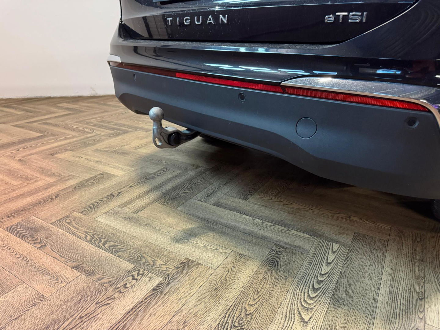 Volkswagen Tiguan 1.5 eTSI Life Edition CAM KEYLESS