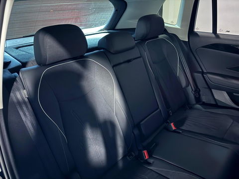 Volkswagen Tiguan 1.5 eTSI Life Edition CAM KEYLESS