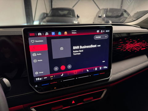 Volkswagen Tiguan 1.5 eTSI Life Edition CAM KEYLESS