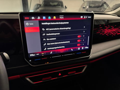 Volkswagen Tiguan 1.5 eTSI Life Edition CAM KEYLESS