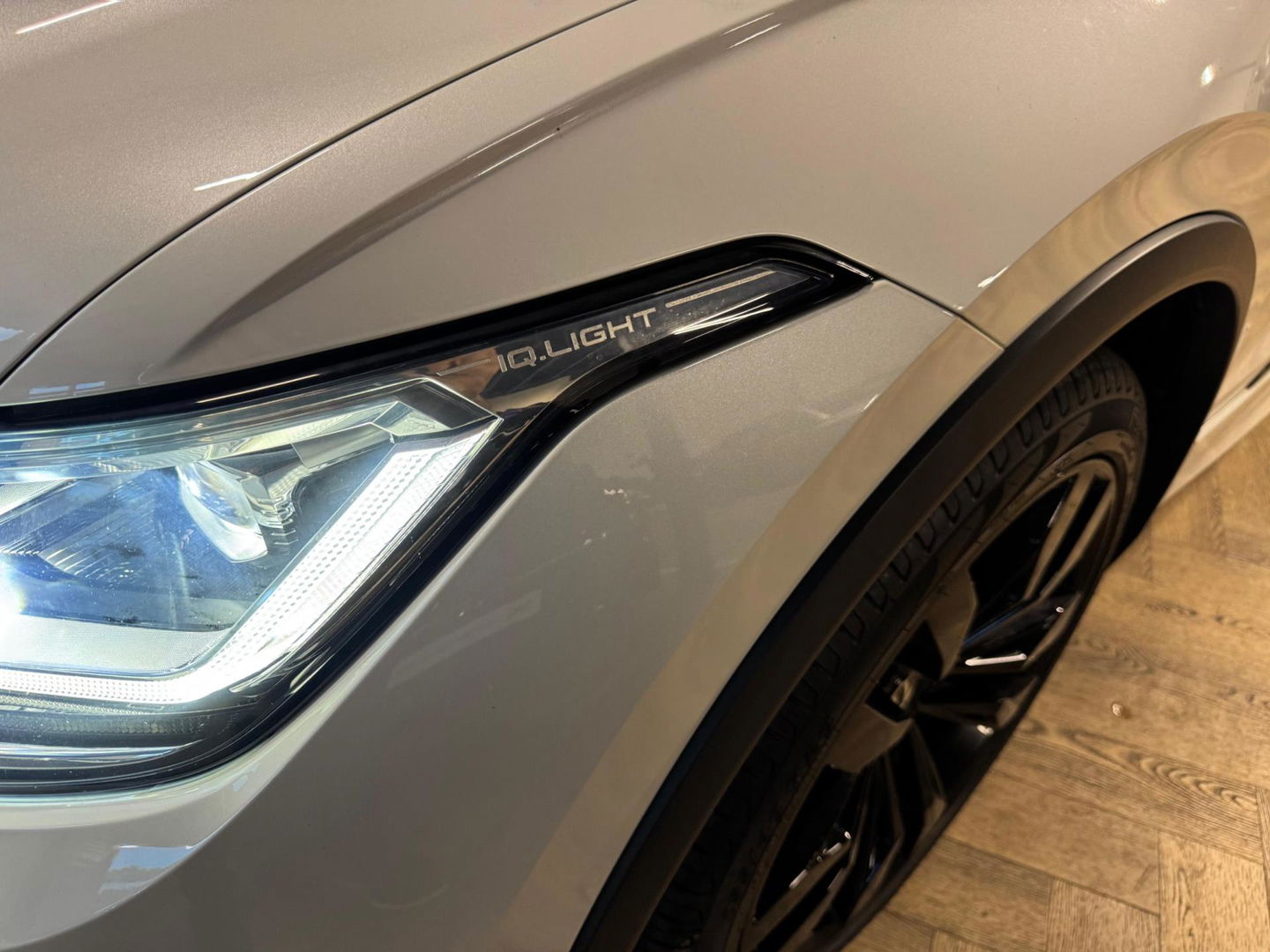 Volkswagen Tiguan 1.5 TSI R-Line PANO KEYLESS CAM