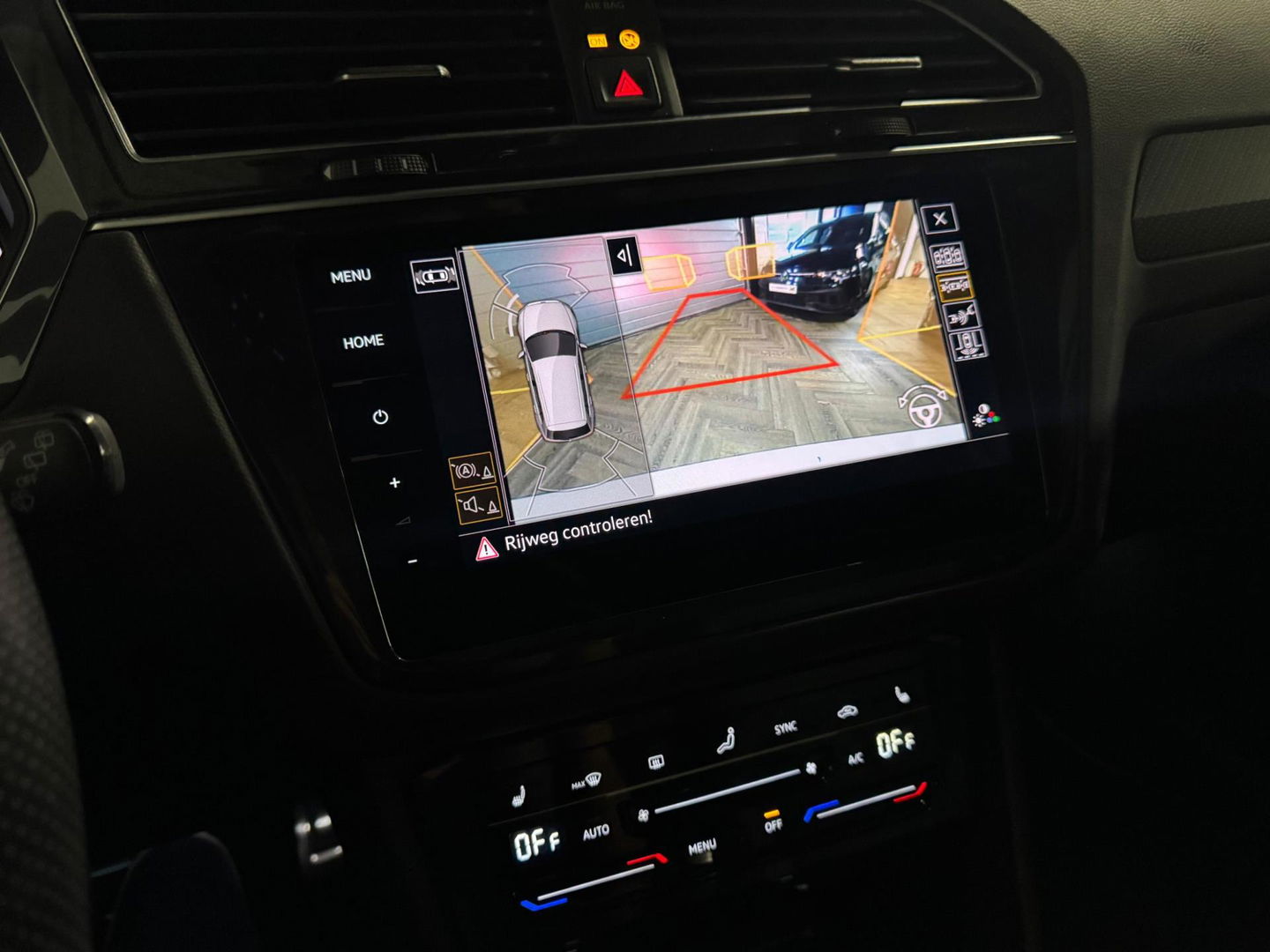 Volkswagen Tiguan 1.5 TSI R-Line PANO KEYLESS CAM