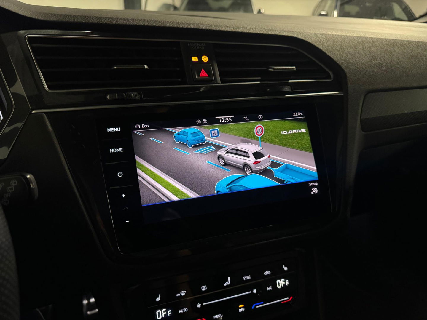 Volkswagen Tiguan 1.5 TSI R-Line PANO KEYLESS CAM