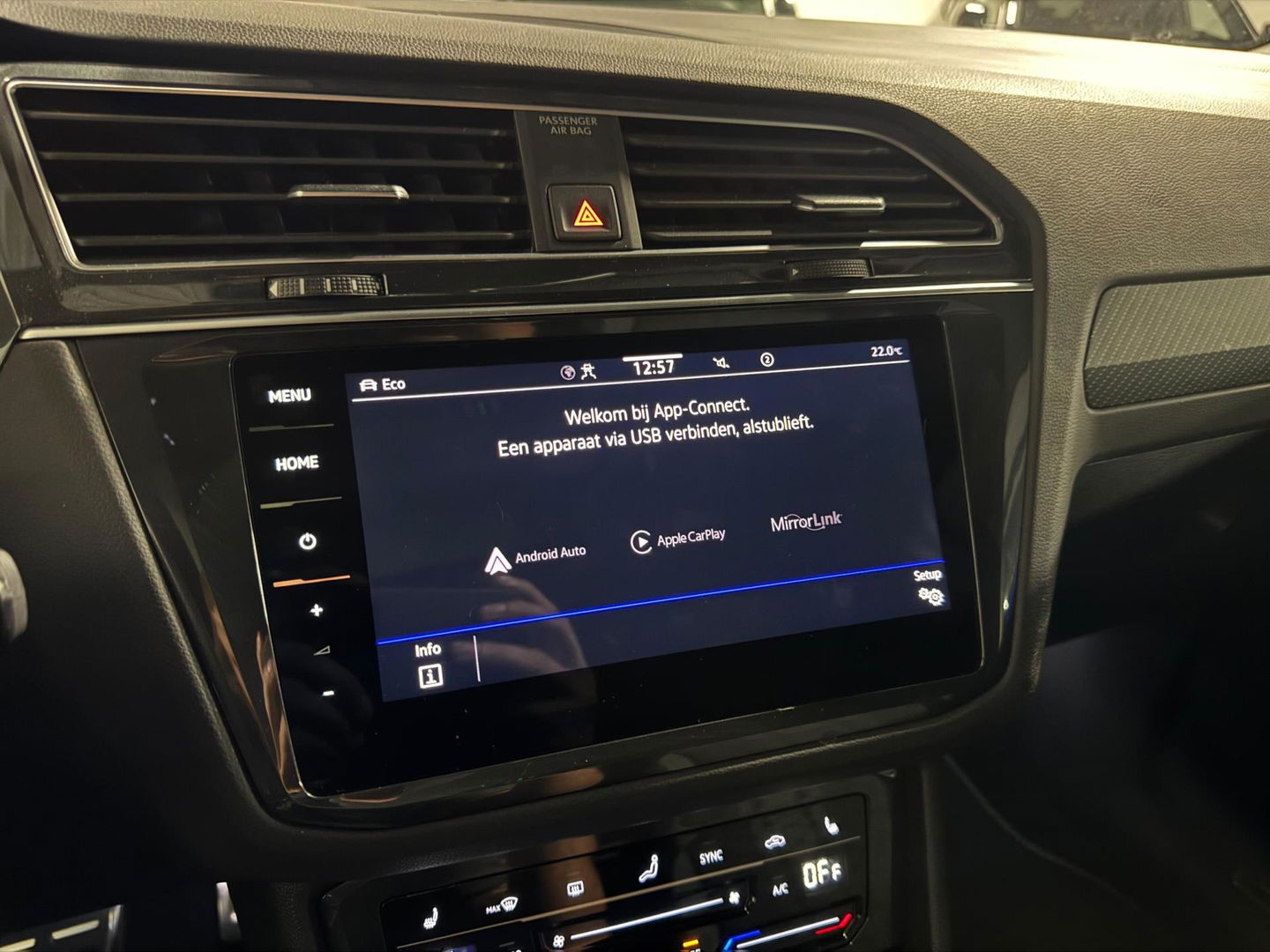 Volkswagen Tiguan 1.5 TSI R-Line PANO KEYLESS CAM