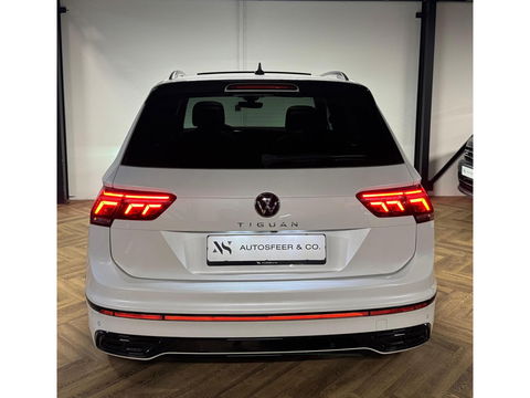 Volkswagen Tiguan 1.5 TSI R-Line PANO KEYLESS CAM