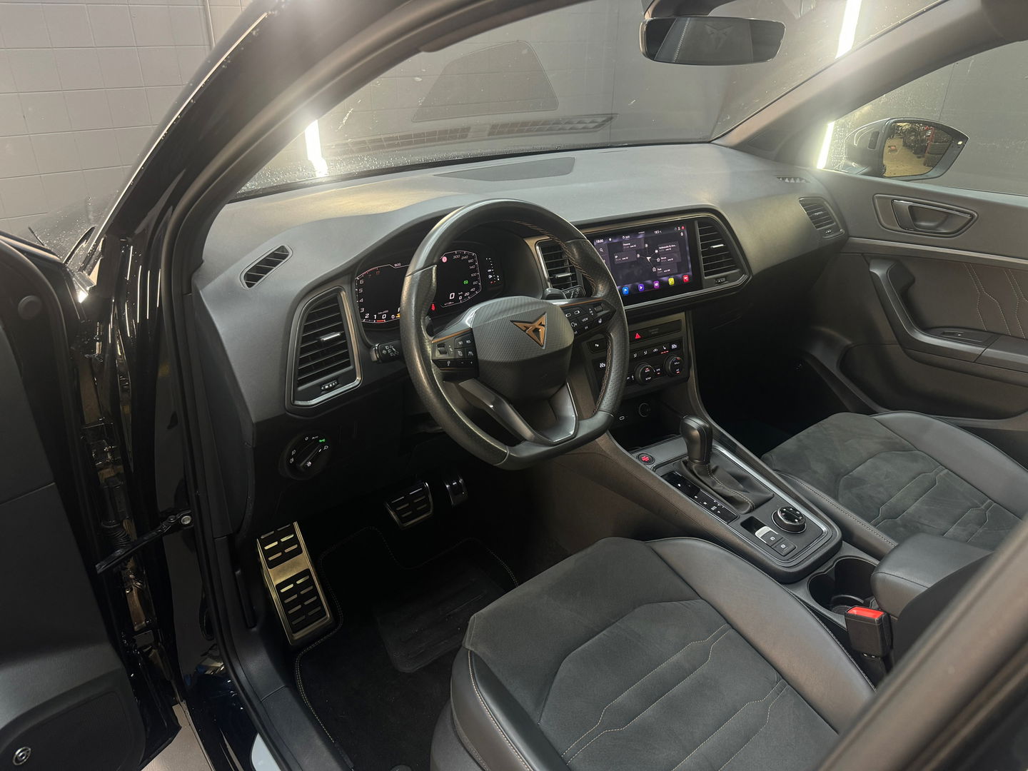 CUPRA Ateca 2.0 TSI 4DRIVE Pano|Beats|Keyless|DCC|Sfeer|360C