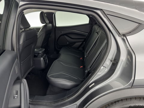Ford Mustang Mach-E RWD 75 kWh [ 3-Fase ] {SOH-94%} (INCL-BTW) *PANO | LUXURY-LEATHER | ADAPTIVE-CRUISE | BANG&OLUFSEN | MEMORY-PACK | TOP-VIEW | FULL-LED | BLIND-SPOT | DAB+ | DIGI-COCKPIT | KEYLESS | NAVI-FULLMAP | CARPLAY | COMFORT-SEATS |