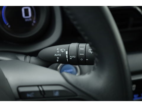 Toyota Yaris 1.5 Hybrid Dynamic | Apple CarPlay & Android Auto | Keyless | Adapt. Cruise | Camera