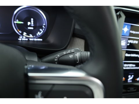 Volvo XC40 1.5 T5 Recharge Inscription | Pano-dak | Leer | 21 inch | Stoel + stuurverw. | camera |