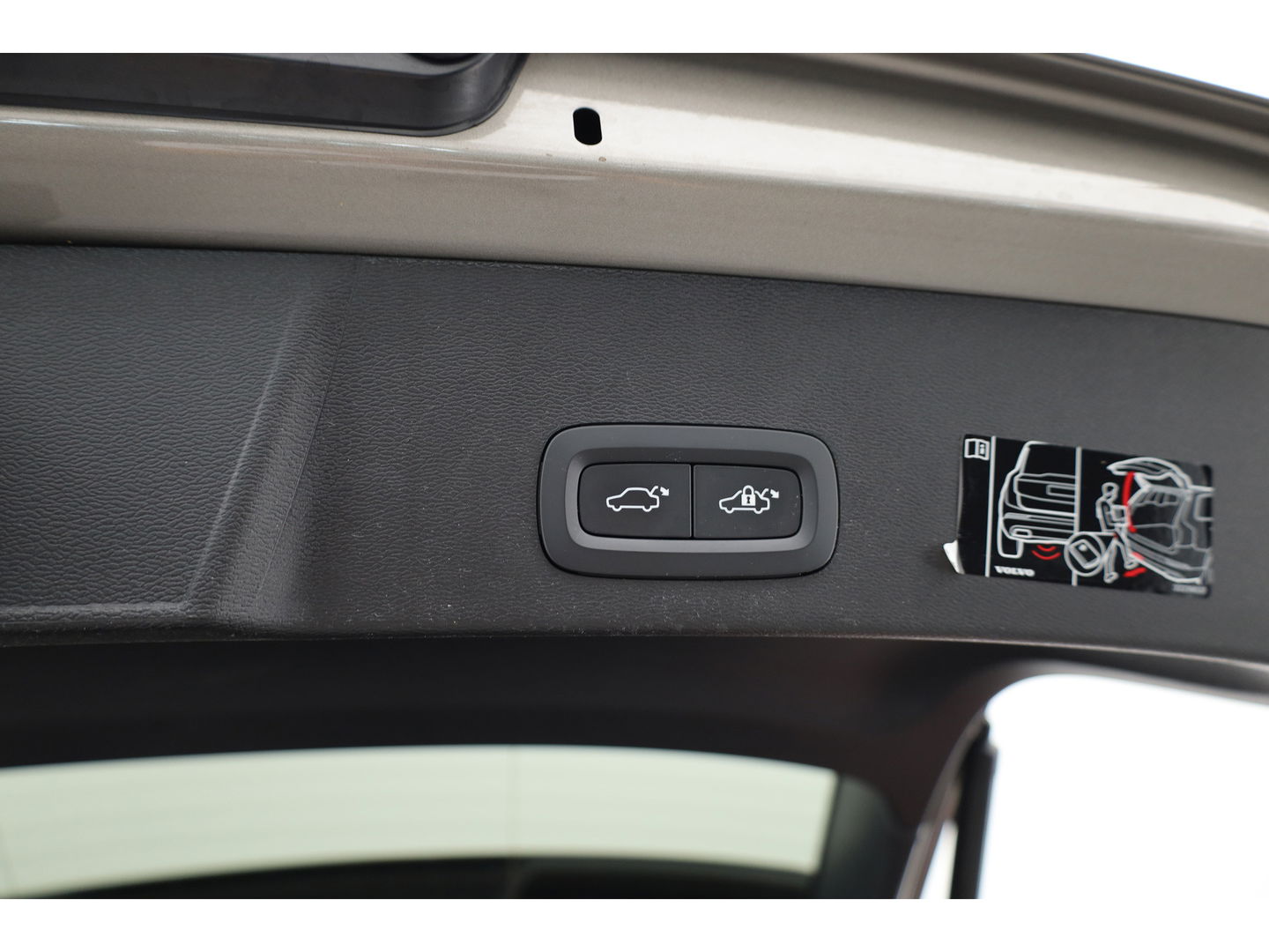 Volvo XC40 1.5 T5 Recharge Inscription | Pano-dak | Leer | 21 inch | Stoel + stuurverw. | camera |