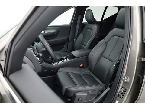 Volvo XC40 1.5 T5 Recharge Inscription | Pano-dak | Leer | 21 inch | Stoel + stuurverw. | camera |
