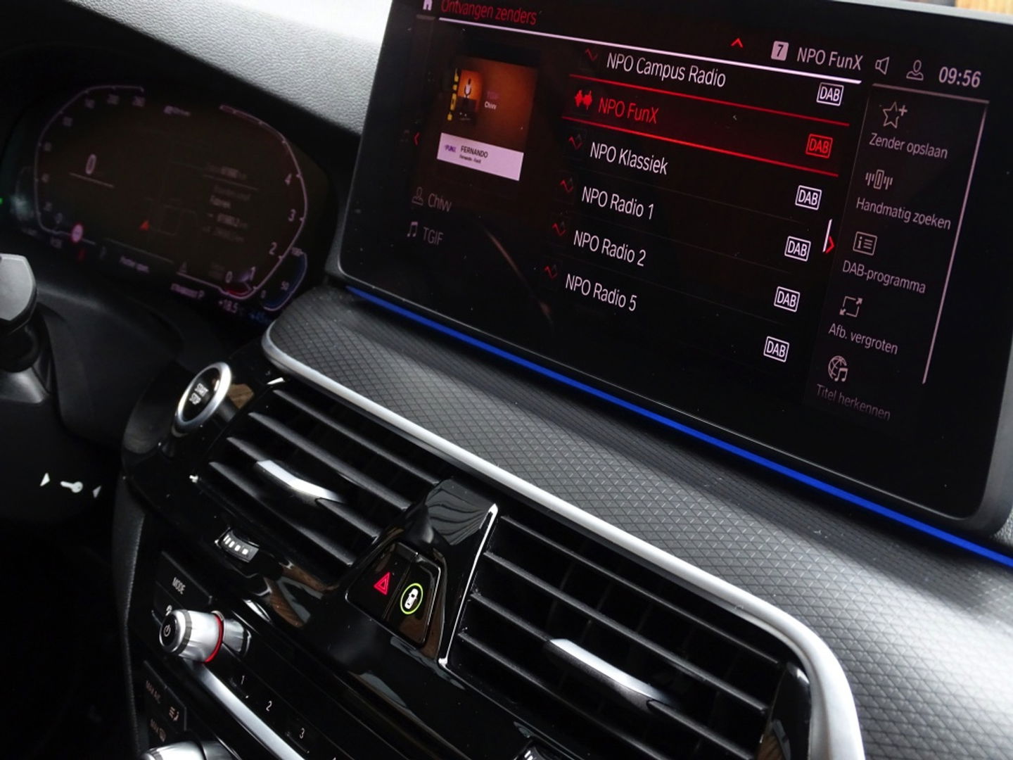 BMW 5 Serie Touring 530e 292PK / M-sport / Morel Audio / ACC / 2022
