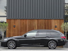 BMW 5 Serie Touring 530e 292PK / M-sport / Morel Audio / ACC / 2022