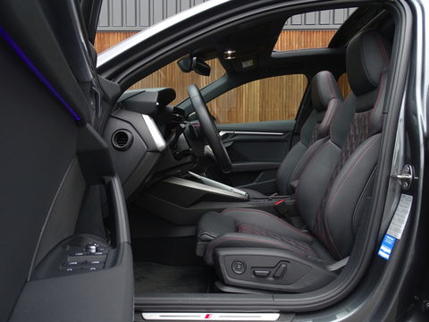 Audi A3 Sportback 45 TFSIe 245PK Competition / S3 Edit. / Pano / Matrix / B&O / Ca