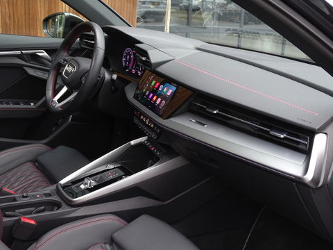 Audi A3 Sportback 45 TFSIe 245PK Competition / S3 Edit. / Pano / Matrix / B&O / Ca