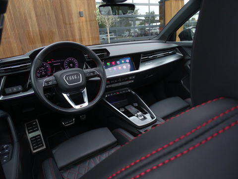 Audi A3 Sportback 45 TFSIe 245PK Competition / S3 Edit. / Pano / Matrix / B&O / Ca