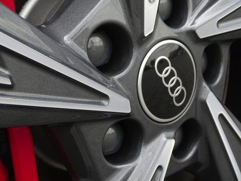 Audi A3 Sportback 45 TFSIe 245PK Competition / S3 Edit. / Pano / Matrix / B&O / Ca