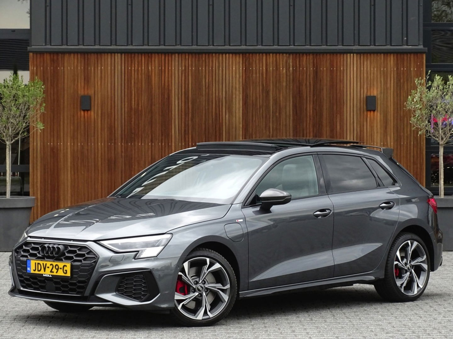 Audi A3 Sportback 45 TFSIe 245PK Competition / S3 Edit. / Pano / Matrix / B&O / Ca