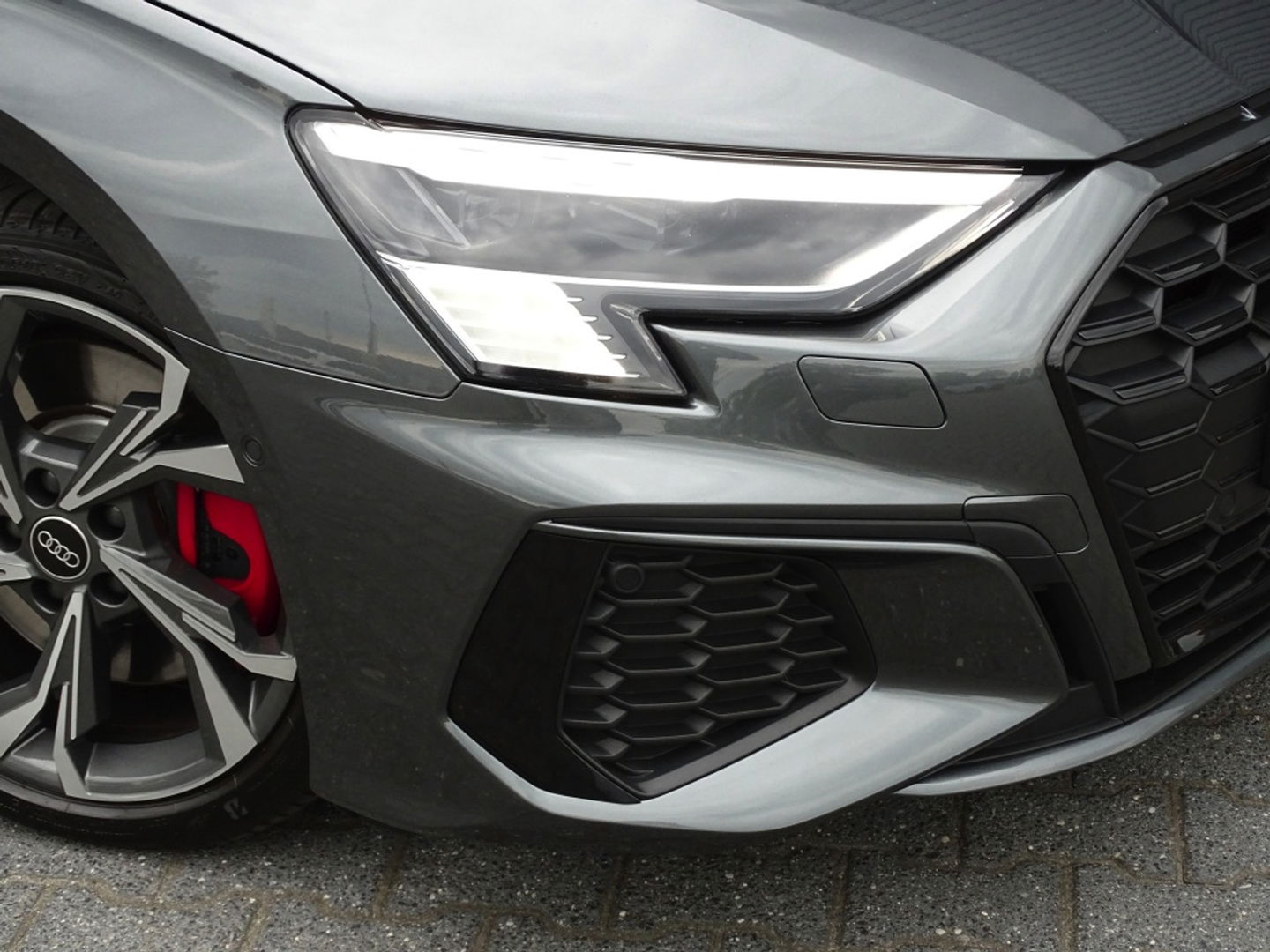 Audi A3 Sportback 45 TFSIe 245PK Competition / S3 Edit. / Pano / Matrix / B&O / Ca