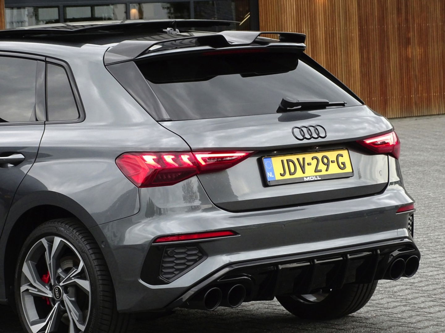 Audi A3 Sportback 45 TFSIe 245PK Competition / S3 Edit. / Pano / Matrix / B&O / Ca