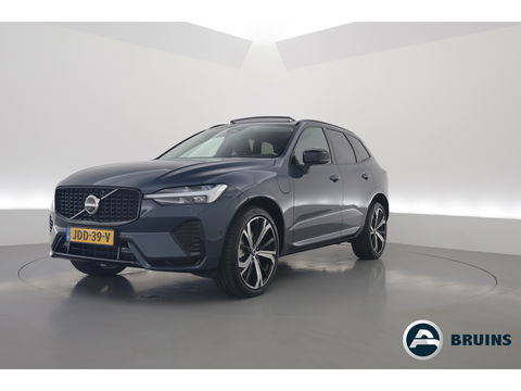 Volvo XC60 2.0 T8 Plug-in hybrid AWD Ultra Dark | Full option | Luchtvering | Trekhaak | Massage | B&W Audio | 360 camera | Head-up |