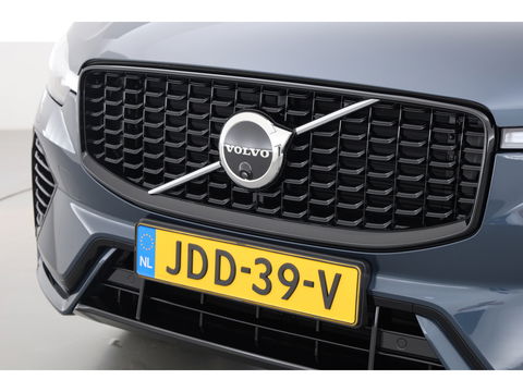 Volvo XC60 2.0 T8 Plug-in hybrid AWD Ultra Dark | Full option | Luchtvering | Trekhaak | Massage | B&W Audio | 360 camera | Head-up |