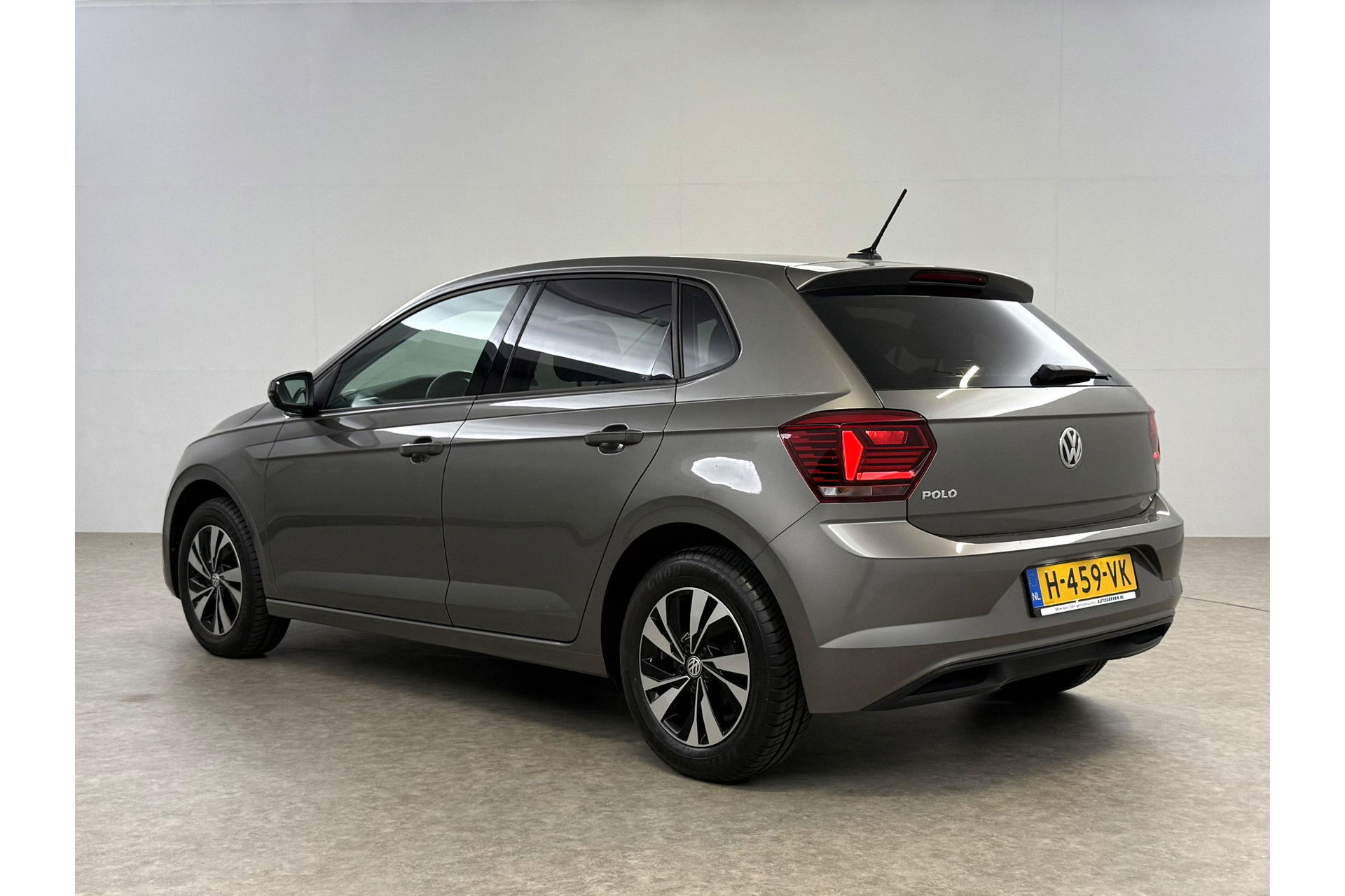 Volkswagen Polo 1.0 TSI Comfortline ACC LED Carplay Clima Navigatie 15''LMV