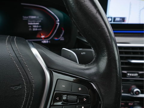 BMW 5 Serie 540i xDrive High Executive Edition (INCL-BTW ) Aut.*PANO | LUXURY-LEATHER | LASER-LIGHT | BOWERS&WILKINS-AUDIO | MEMORY-PACK | HEATED/COOLED-COMFORTSEATS | DIGI-COCKPIT | NAVI-FULLMAP | SHIFT-PADDLES | CRUISE | 18''ALU*