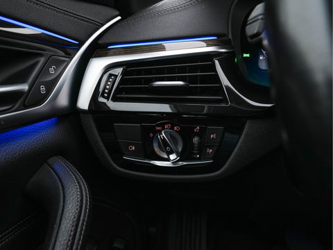 BMW 5 Serie 540i xDrive High Executive Edition (INCL-BTW ) Aut.*PANO | LUXURY-LEATHER | LASER-LIGHT | BOWERS&WILKINS-AUDIO | MEMORY-PACK | HEATED/COOLED-COMFORTSEATS | DIGI-COCKPIT | NAVI-FULLMAP | SHIFT-PADDLES | CRUISE | 18''ALU*