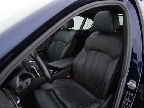 BMW 5 Serie 540i xDrive High Executive Edition (INCL-BTW ) Aut.*PANO | LUXURY-LEATHER | LASER-LIGHT | BOWERS&WILKINS-AUDIO | MEMORY-PACK | HEATED/COOLED-COMFORTSEATS | DIGI-COCKPIT | NAVI-FULLMAP | SHIFT-PADDLES | CRUISE | 18''ALU*