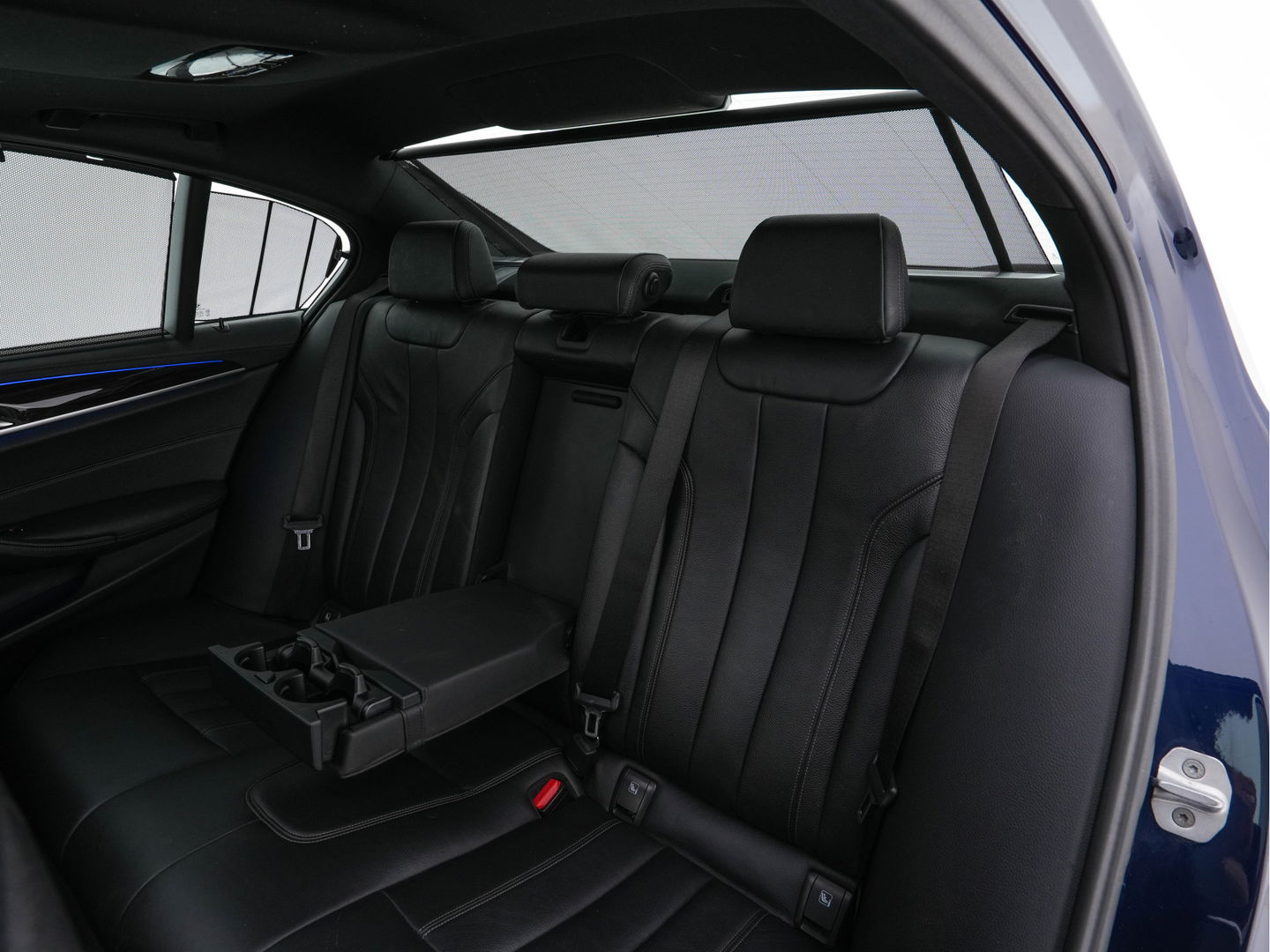 BMW 5 Serie 540i xDrive High Executive Edition (INCL-BTW ) Aut.*PANO | LUXURY-LEATHER | LASER-LIGHT | BOWERS&WILKINS-AUDIO | MEMORY-PACK | HEATED/COOLED-COMFORTSEATS | DIGI-COCKPIT | NAVI-FULLMAP | SHIFT-PADDLES | CRUISE | 18''ALU*