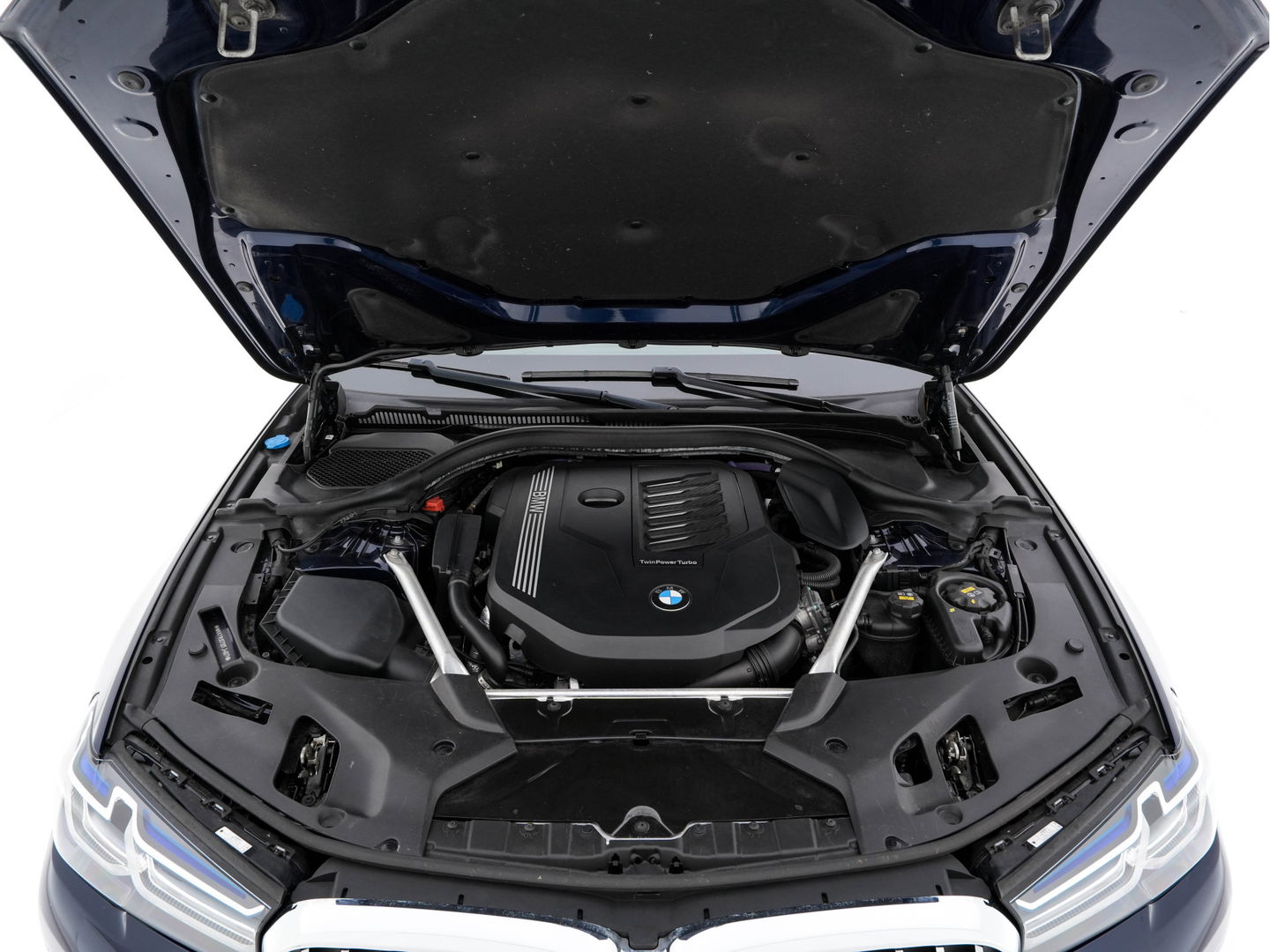 BMW 5 Serie 540i xDrive High Executive Edition (INCL-BTW ) Aut.*PANO | LUXURY-LEATHER | LASER-LIGHT | BOWERS&WILKINS-AUDIO | MEMORY-PACK | HEATED/COOLED-COMFORTSEATS | DIGI-COCKPIT | NAVI-FULLMAP | SHIFT-PADDLES | CRUISE | 18''ALU*