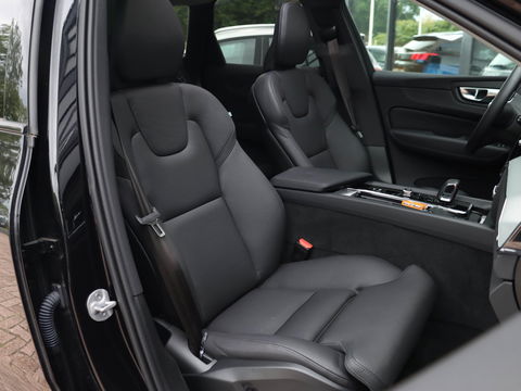 Volvo XC60 T8 Plug-in hybrid AWD Plus Dark 455PK | Harman Kardon | 22'' | 360 Cam | Winterpakket