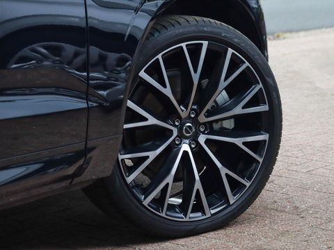 Volvo XC60 T8 Plug-in hybrid AWD Plus Dark 455PK | Harman Kardon | 22'' | 360 Cam | Winterpakket