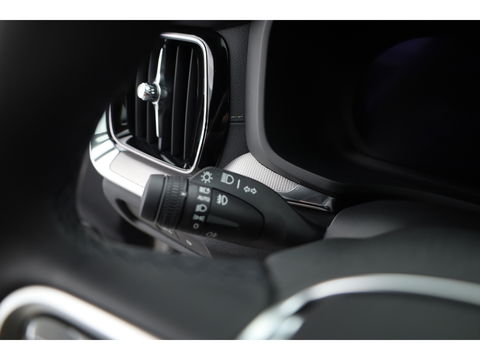 Volvo V60 2.0 T8 Plug-in hybrid AWD Polestar Engineered | Öhlins | Pano-dak | B&W audio | 20 inch | Head-up |Trekhaak |
