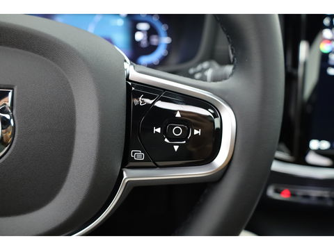 Volvo V60 2.0 T8 Plug-in hybrid AWD Polestar Engineered | Öhlins | Pano-dak | B&W audio | 20 inch | Head-up |Trekhaak |