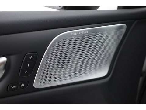 Volvo V60 2.0 T8 Plug-in hybrid AWD Polestar Engineered | Öhlins | Pano-dak | B&W audio | 20 inch | Head-up |Trekhaak |