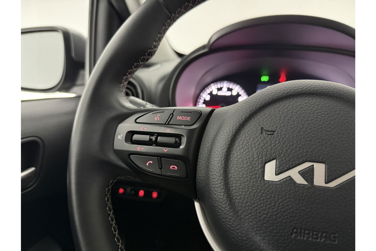 Kia Picanto 1.0 DPi DynamicLine | Camera | Carplay | Cruisecontrol | Lichtmetalen velgen